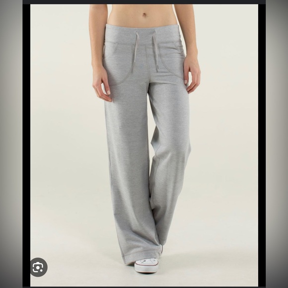 Lululemon still pant- like new - Picture 1 of 1